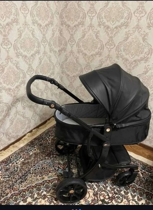 Коляска детская фирмы Tecnum оригинал