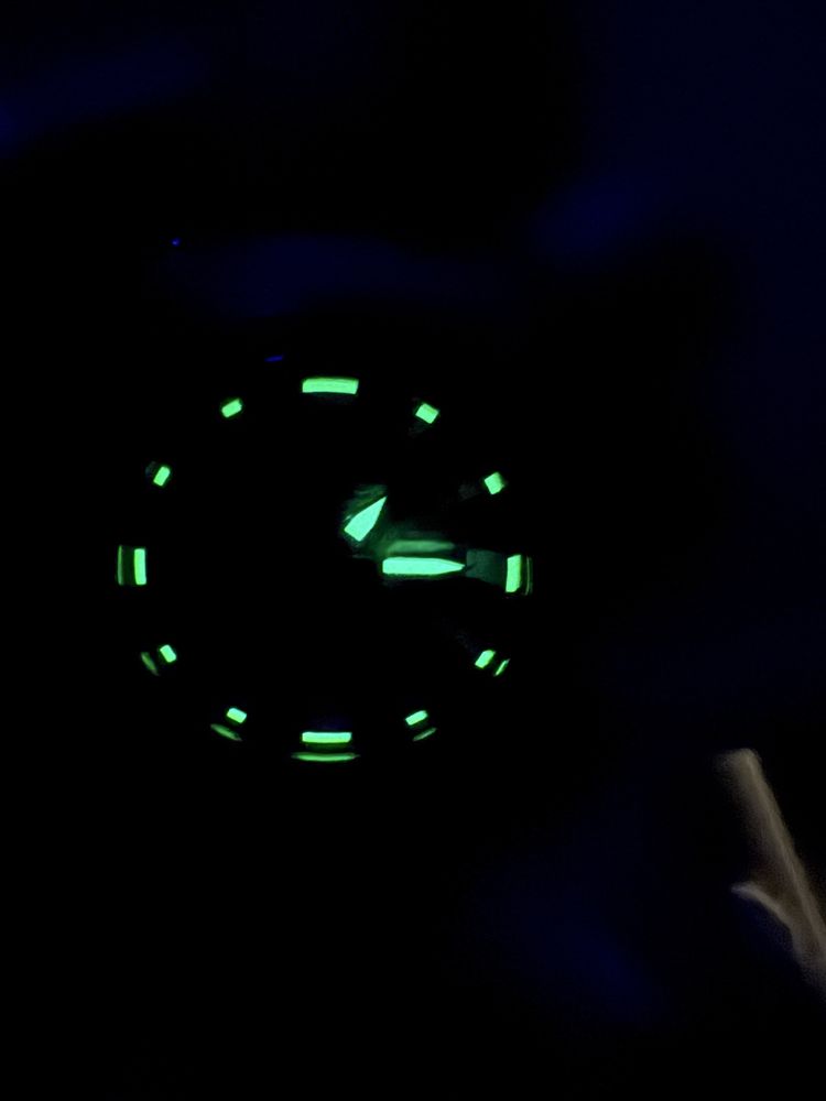Casio G-shock GST W330AC