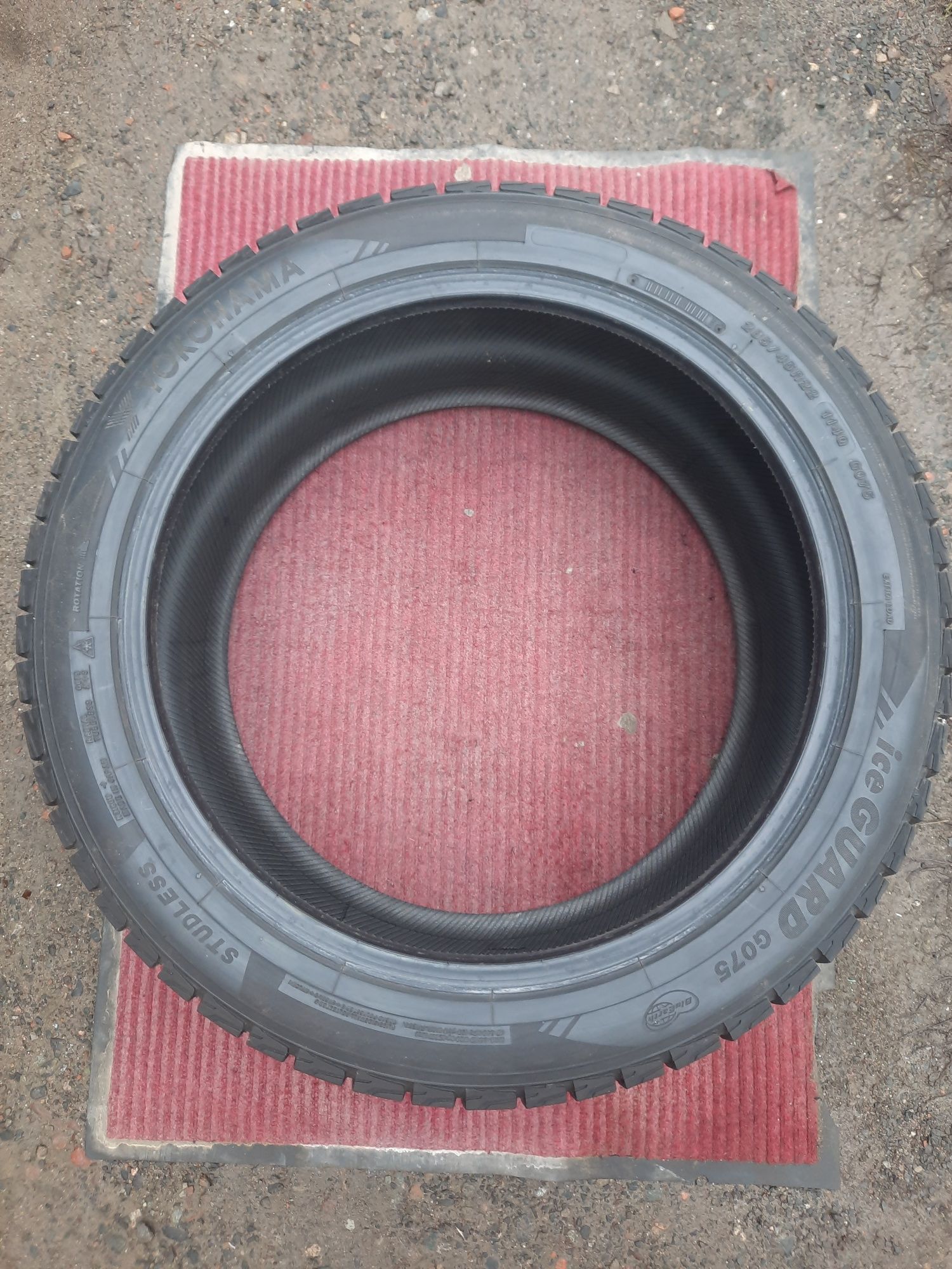 Yokohama 285/45/R22