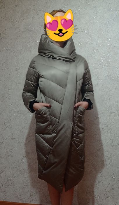 Продам пуховик новый