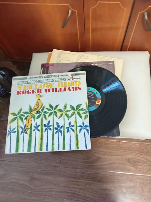 Viniluri originale de vanzare