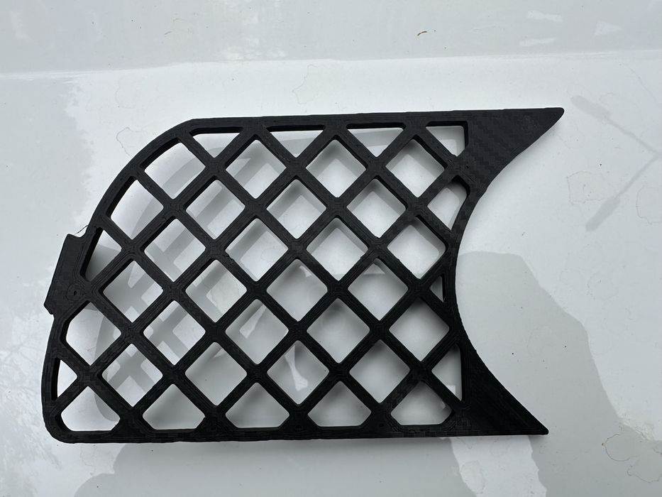 Решетки за халогени BMW Е46 Мтех