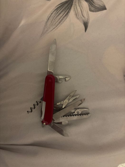 Briceag VictorInox Nou