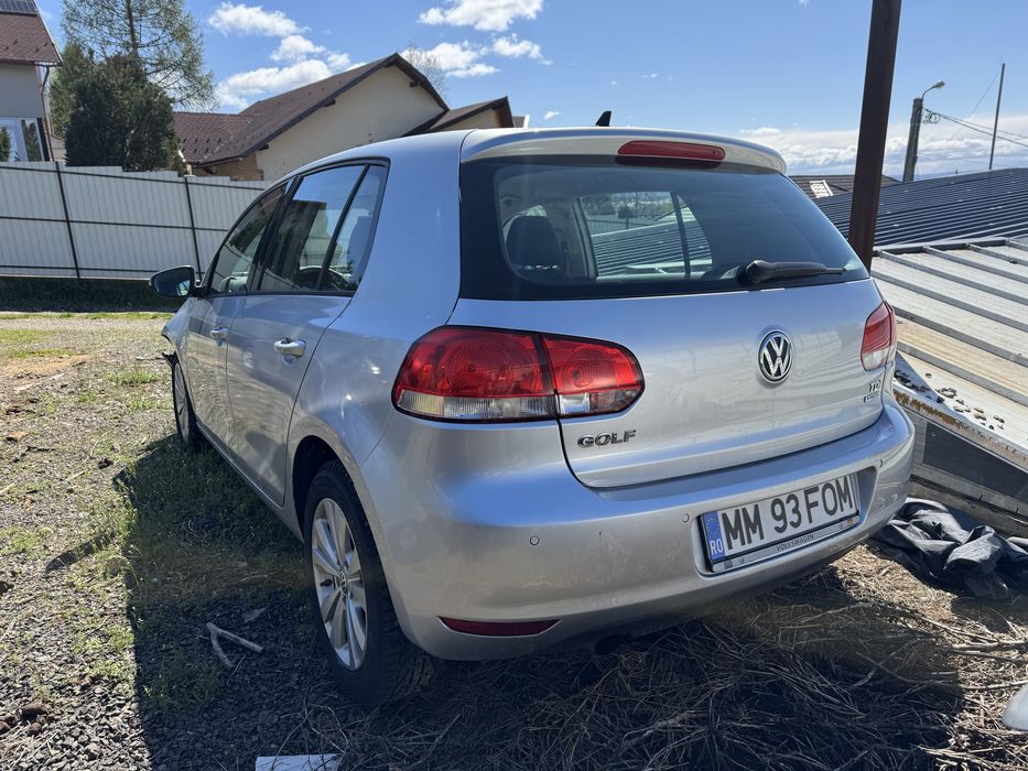 Dezmembrez Golf 6 2011