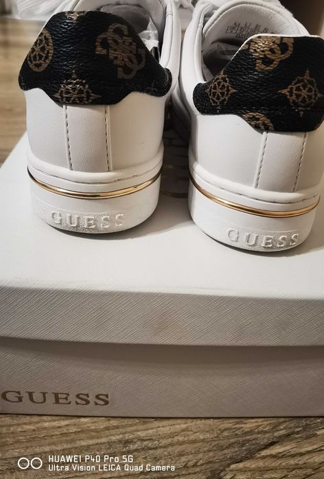 Дамски обувки Guess