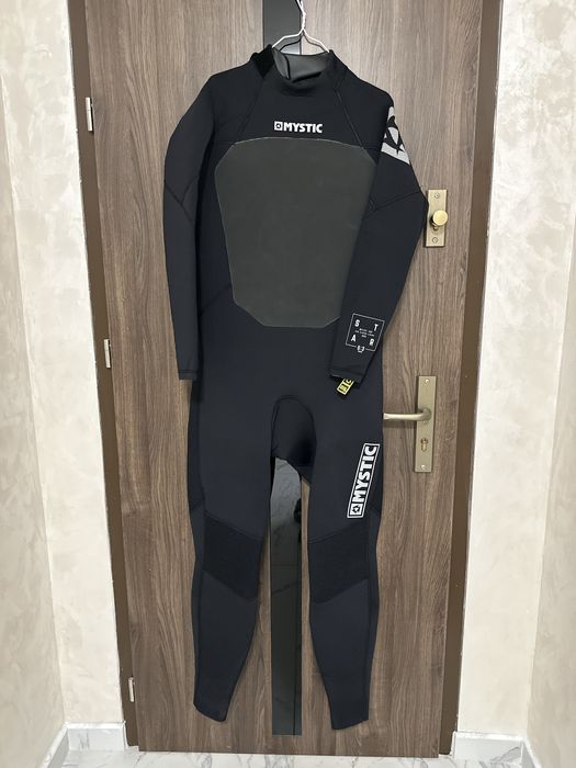 Неопренов костюм