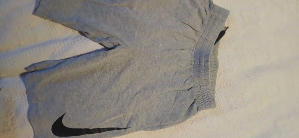 Къси ранталонки nike,jdrdan "М"размер от детското