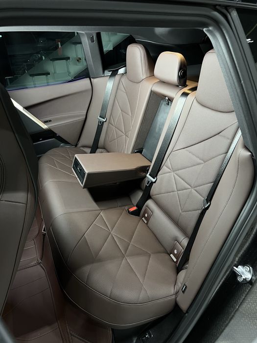 BMW iX 40i xDrive 2024