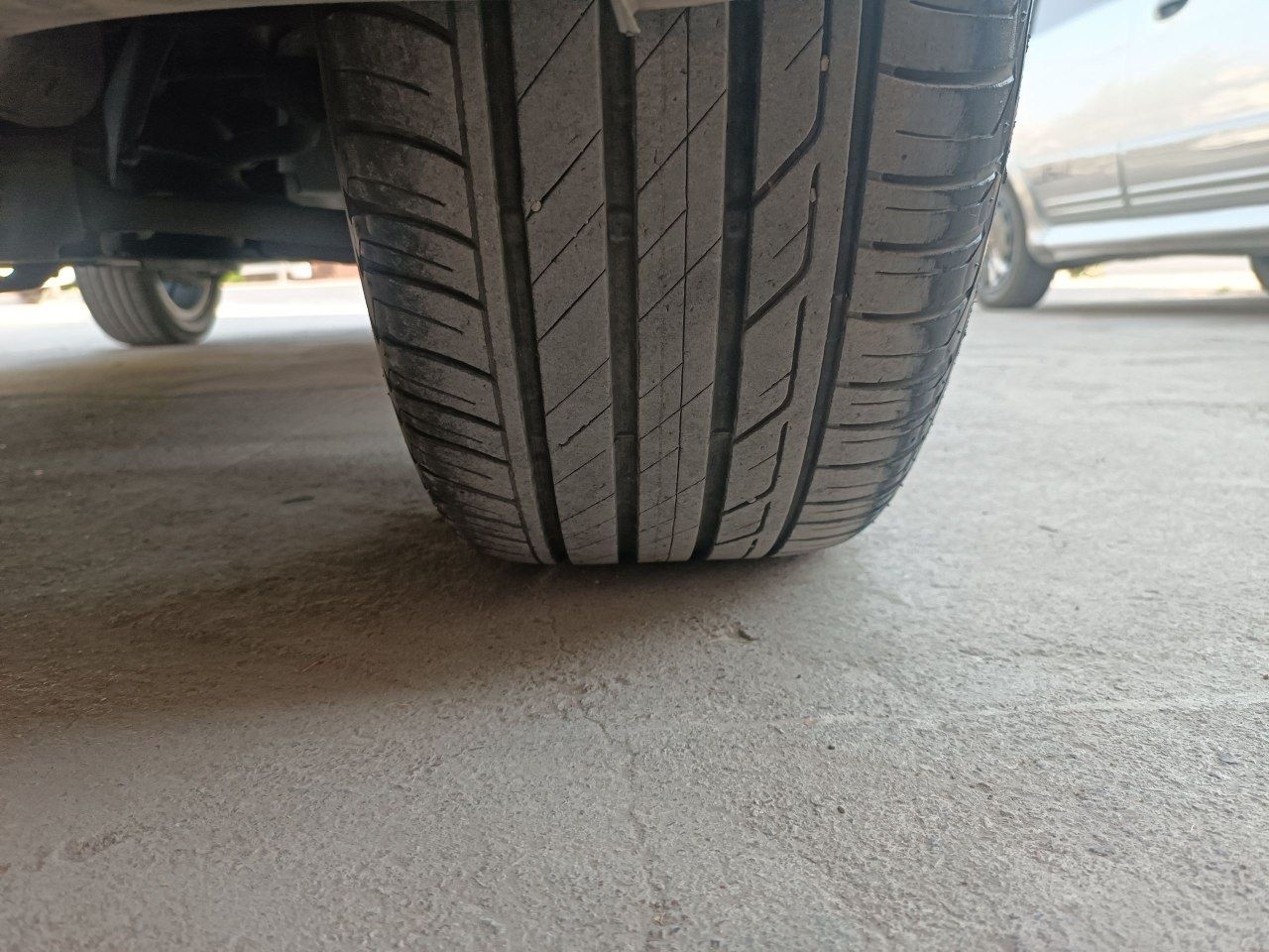 Kaptiva Diska Balon 225 55 R17 Holati Yaxshi ayibi yoq