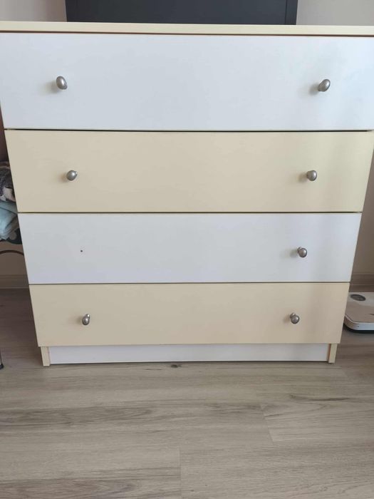 Спалня, нощно шкафче, скрин