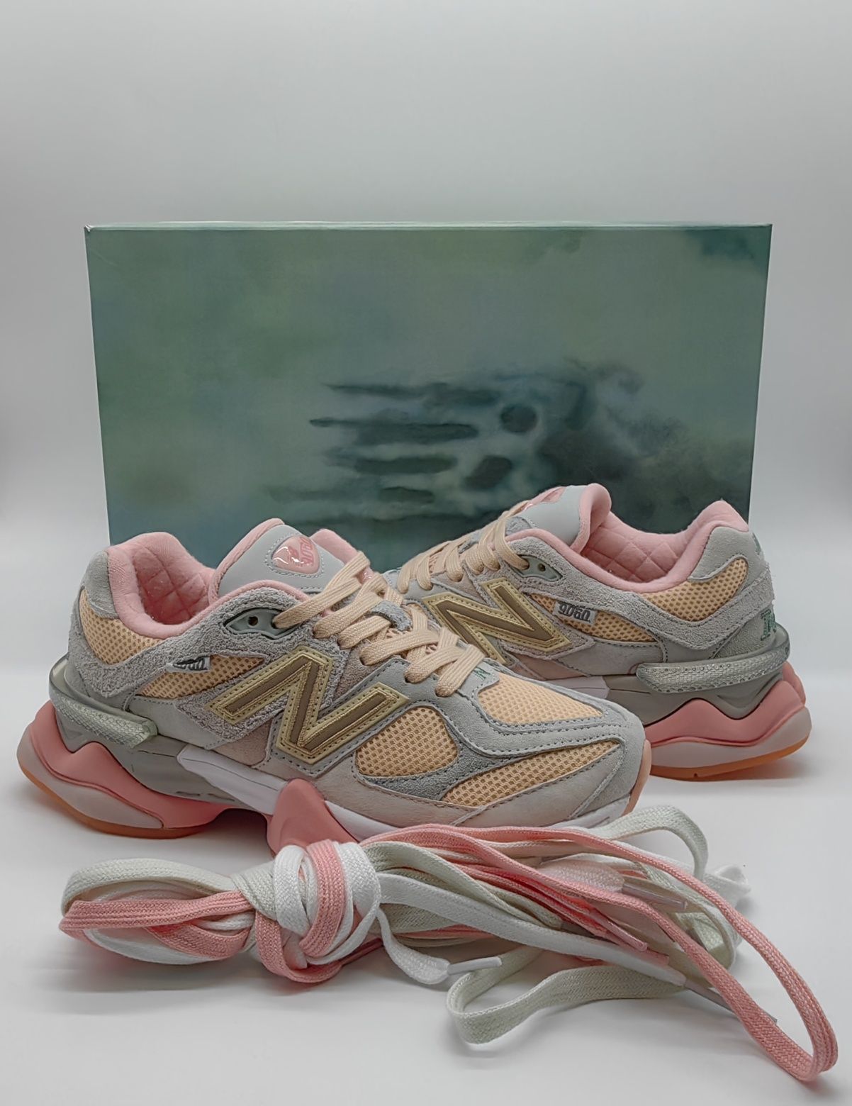 New Balance 9060