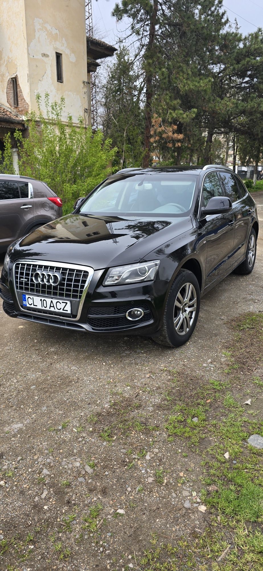 Audi Q5 2.0 tdi 170 cp