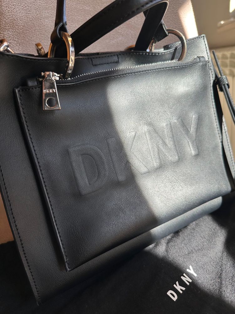 Дамска чанта Dkny