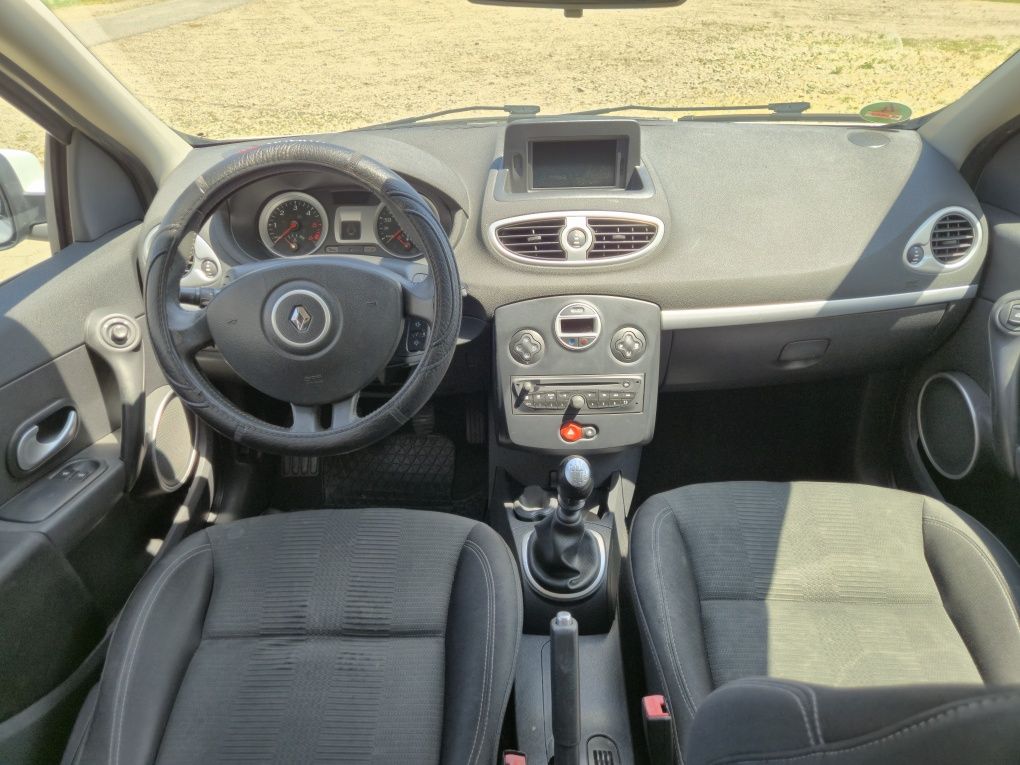 Renault Clio 1.5 DCI-6 viteze