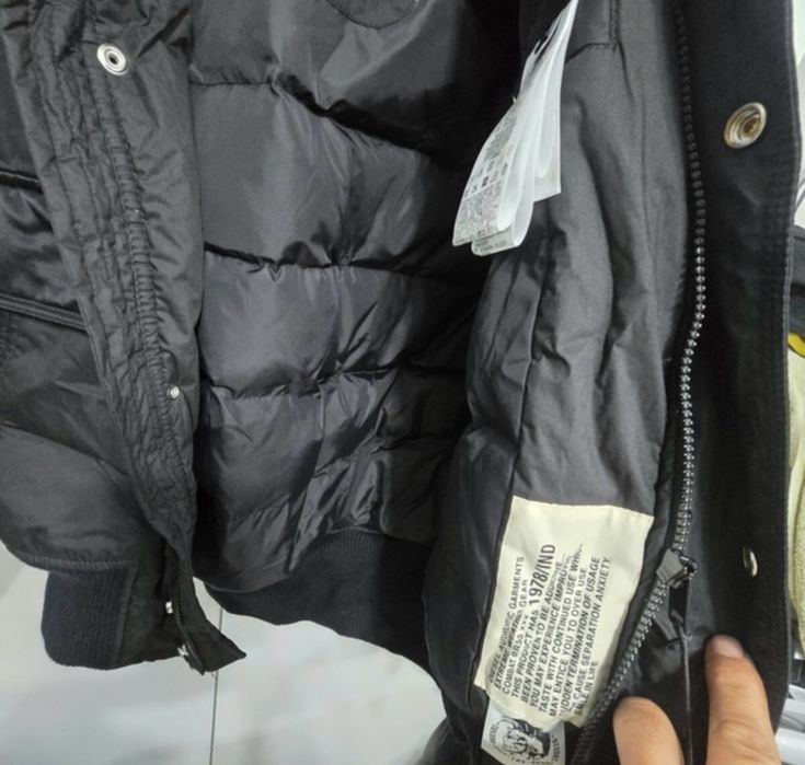 Geaca Iarna Diesel Originala marimea S-M