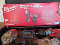 Vând set milwaukee M12 fpdxkit