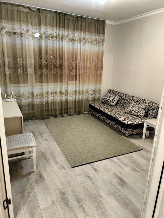 Сдается комната парню ( без подселений)