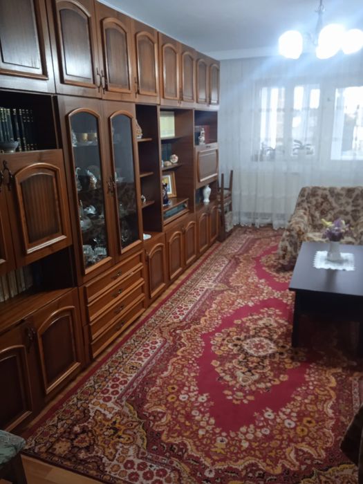 Apartament 3 camere zona primarie