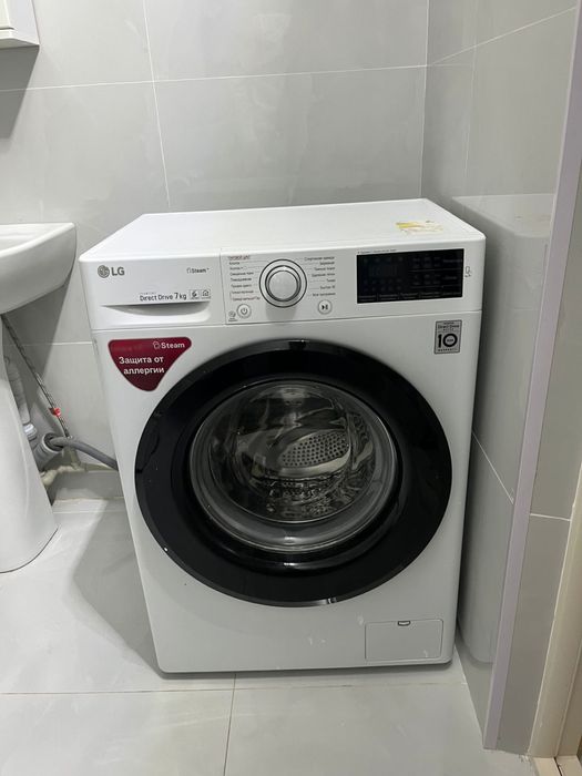 Стиральная машина в хорошем состоянии