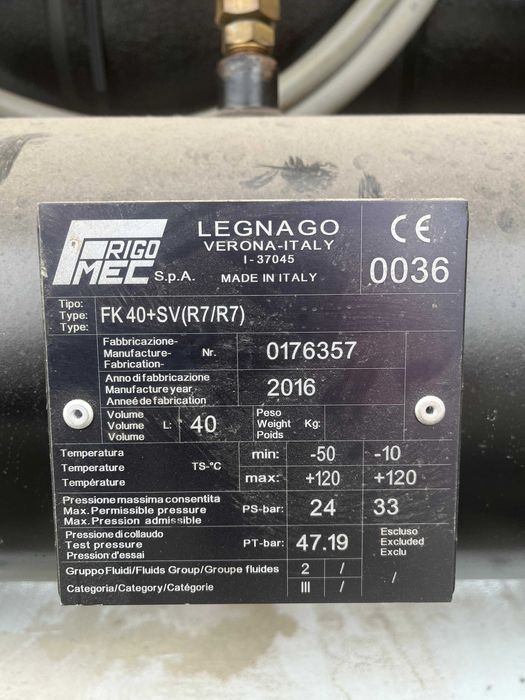 Vand/ Inchiriez Chiller CLIMAVENETA 400 KW