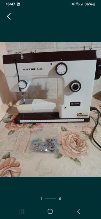 Masina de cusut riccar