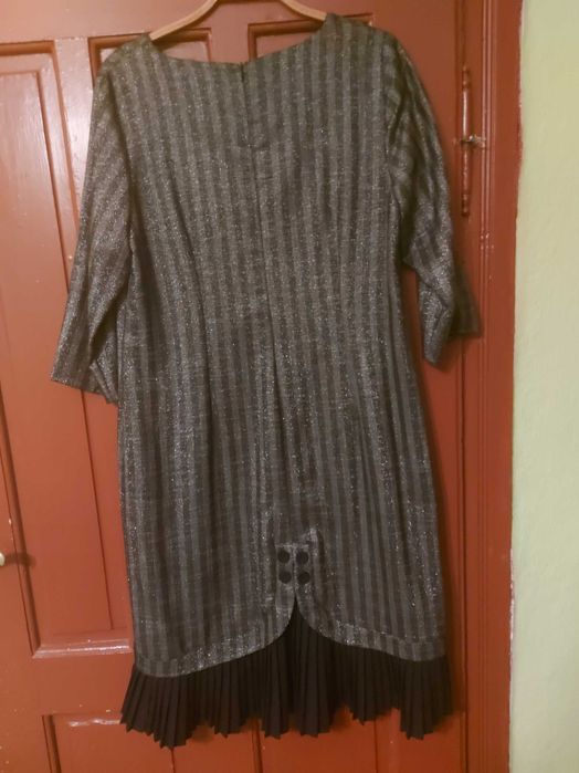 Официални дамски рокли