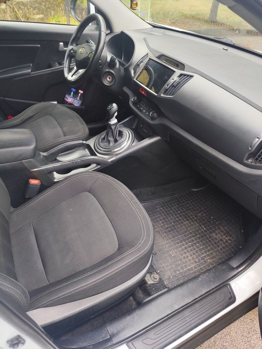 Киа Спортидж 2.0 crdi