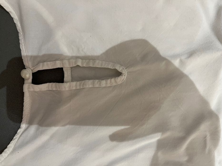 Bluză albă cu manecute