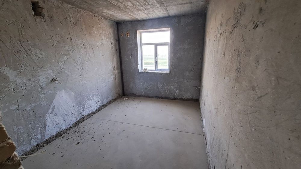 Ургенч шахрида 3 хонали кв сотилади