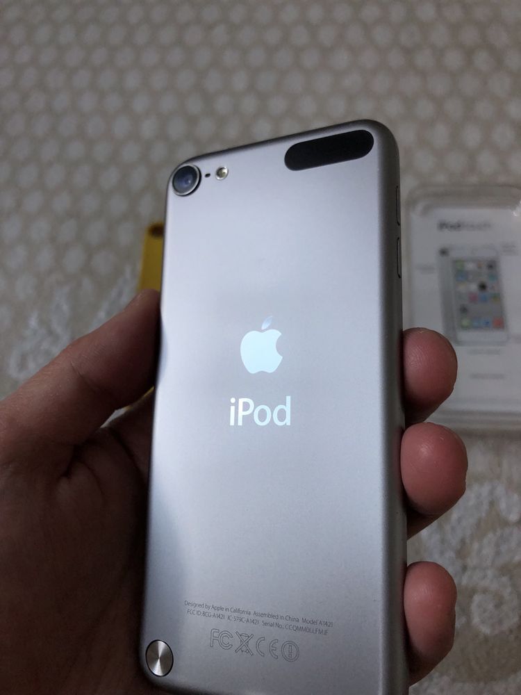 Срочна Продам iPod touch 5 , 32г без обмена !