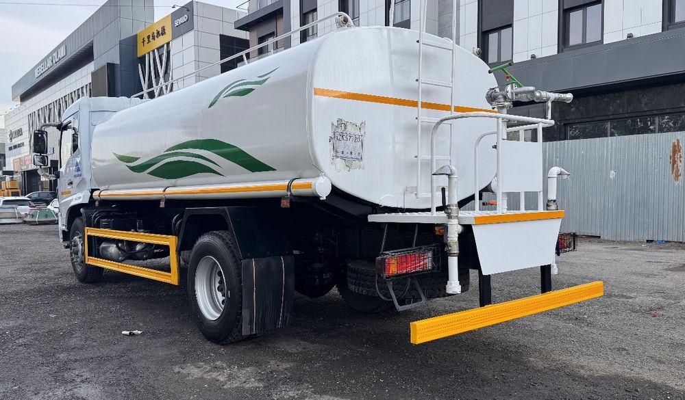 15тонна Водовоз (поливомоечная авто) новый