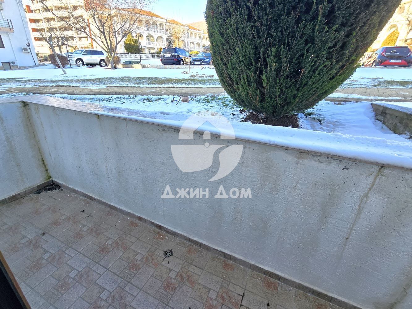 Тристаен апартамент с ГЛЕДКА МОРЕ И СОБСТВЕН ДВОР в к-с "Диамант"