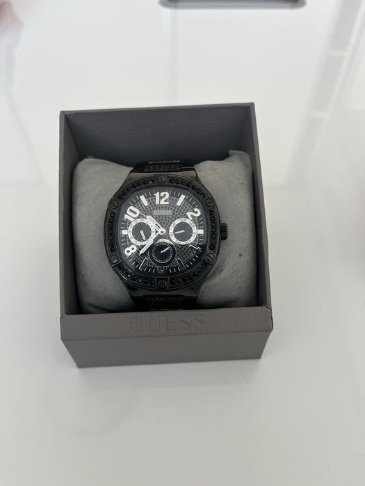Мъжки часовник Guess