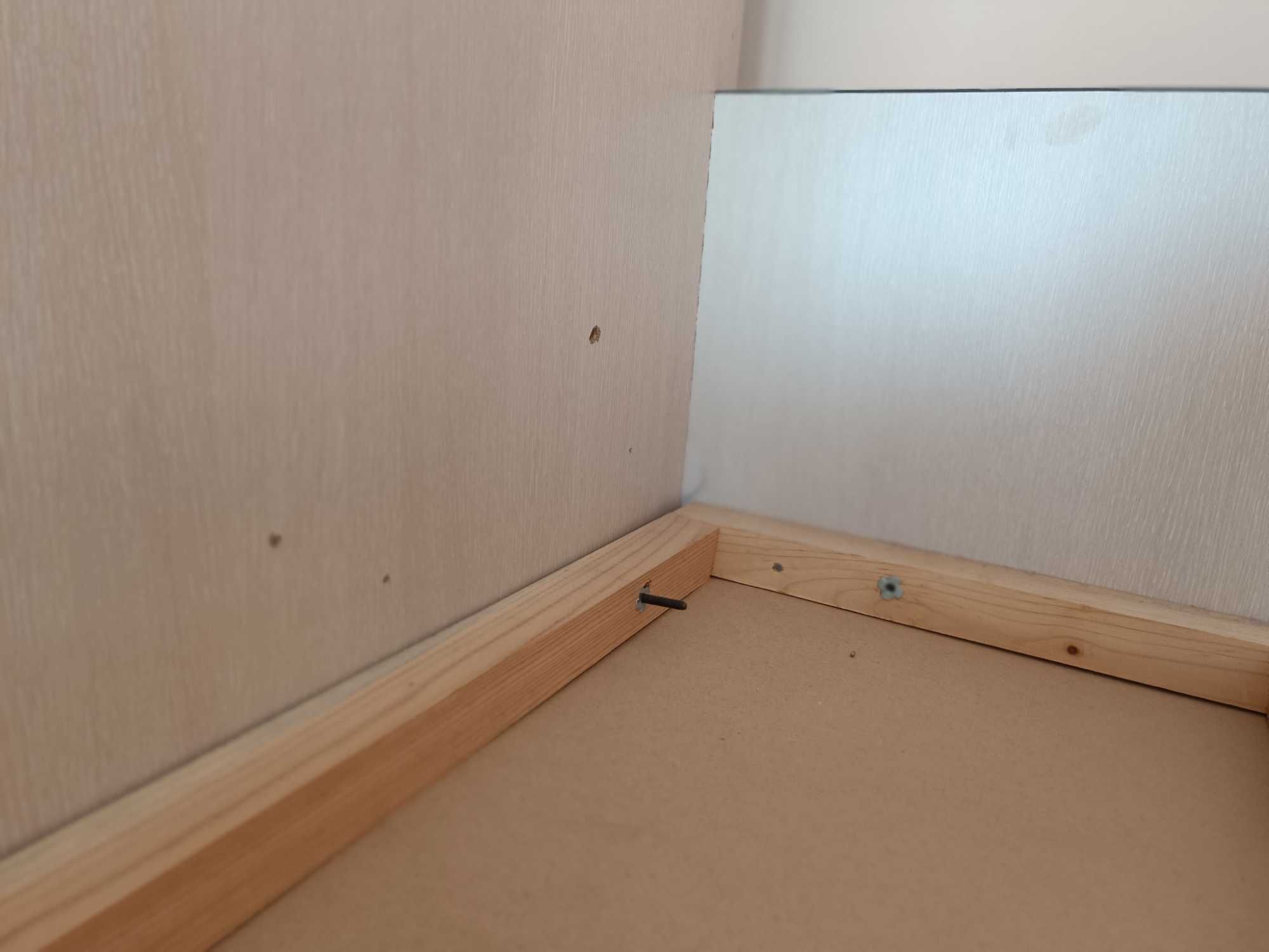 Продавам двуетажно легло