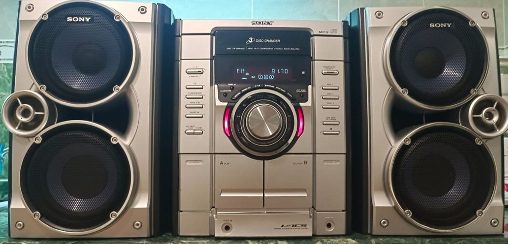 Музыкальный центр Sony
