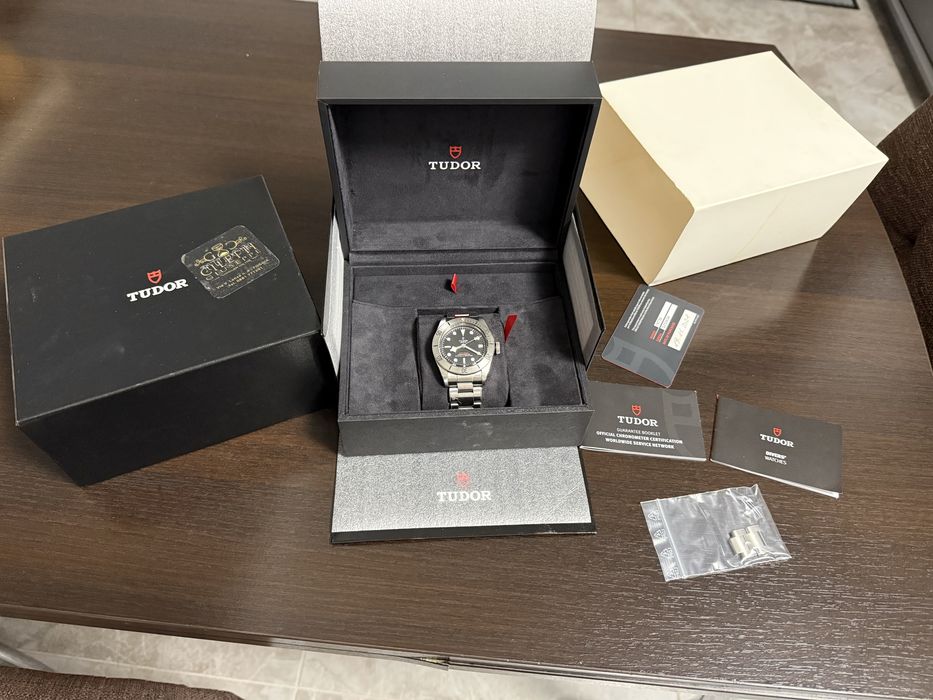 Ceas Tudor Black Bay Steel 79730 pachet full stare foarte buna!