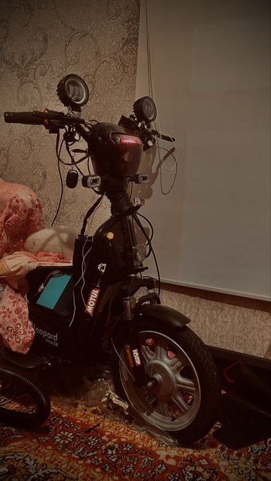 Lopard Max E8 отличный