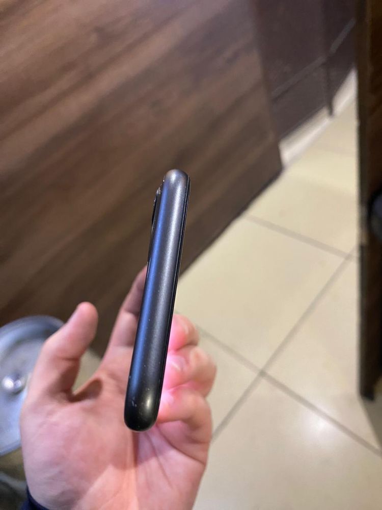 СРОЧНО ПРОДАМ айфон 11 space gray