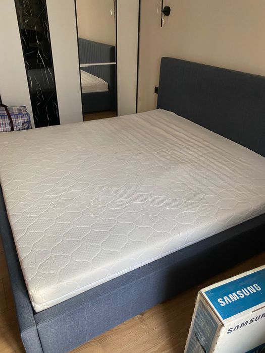 Продам кровать двуспальный