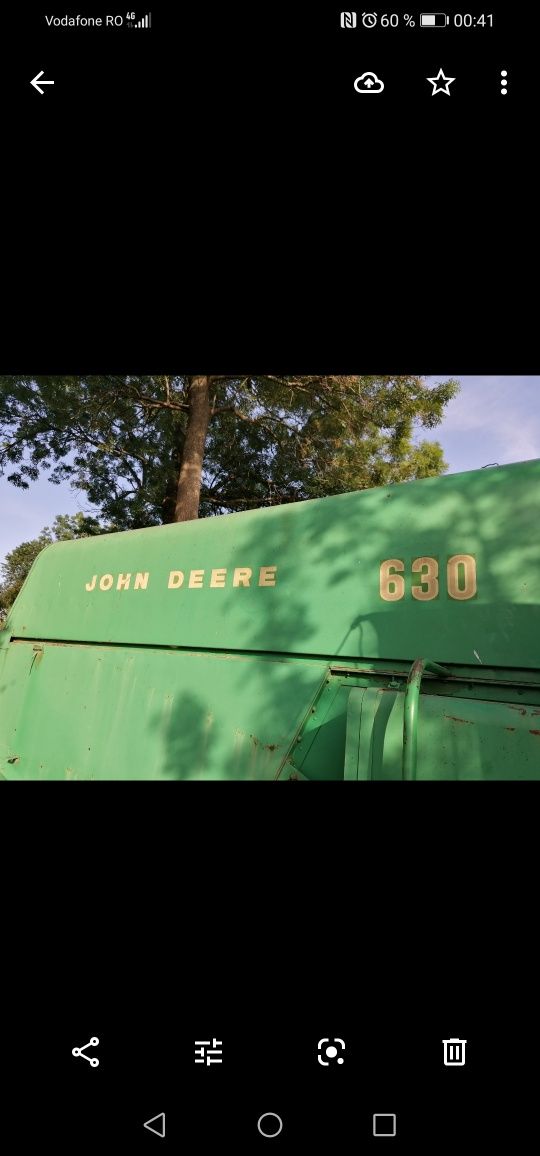 Dezmembrez Combină John deere 630