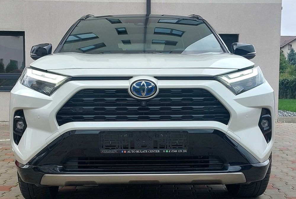 Toyota Rav4 an 2023 Alb perlat