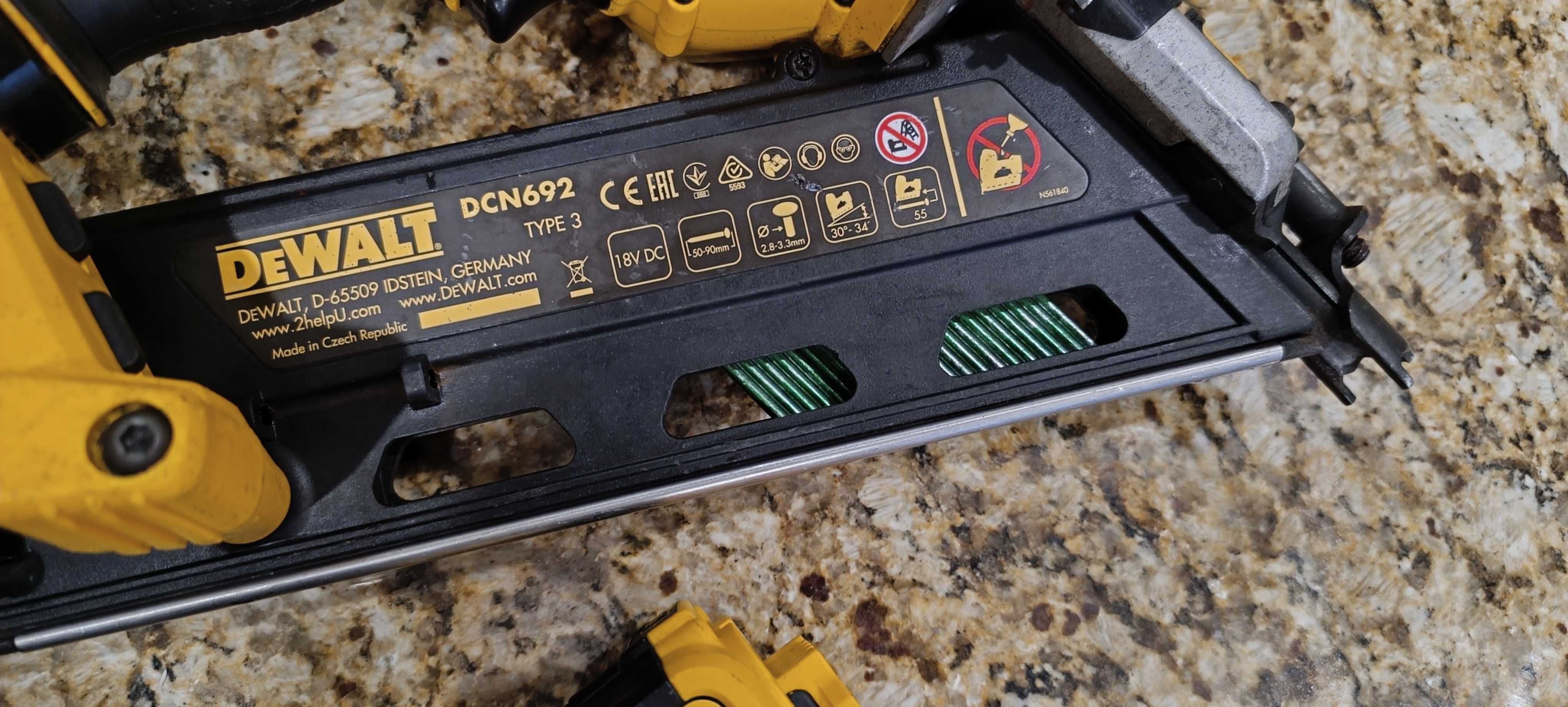 Такер Dewalt DCN692