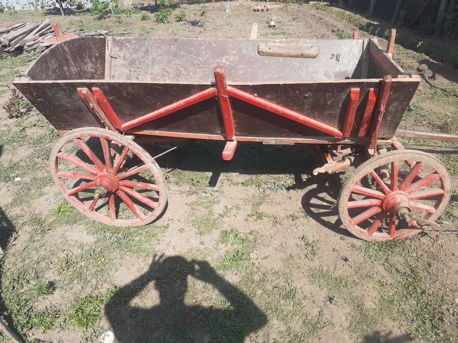 Конска каруца в добро състояние