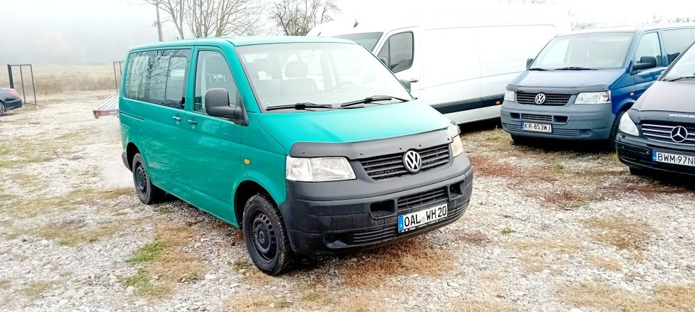 Volkswagen Transporter T5 1.9Tdi 8+1locuri / adus din Germania