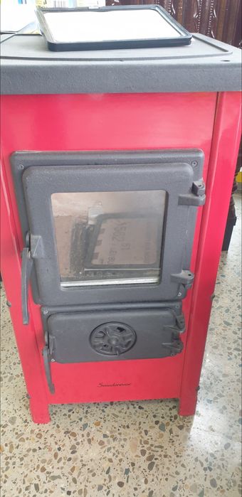 Sobă Happy tip șemineu