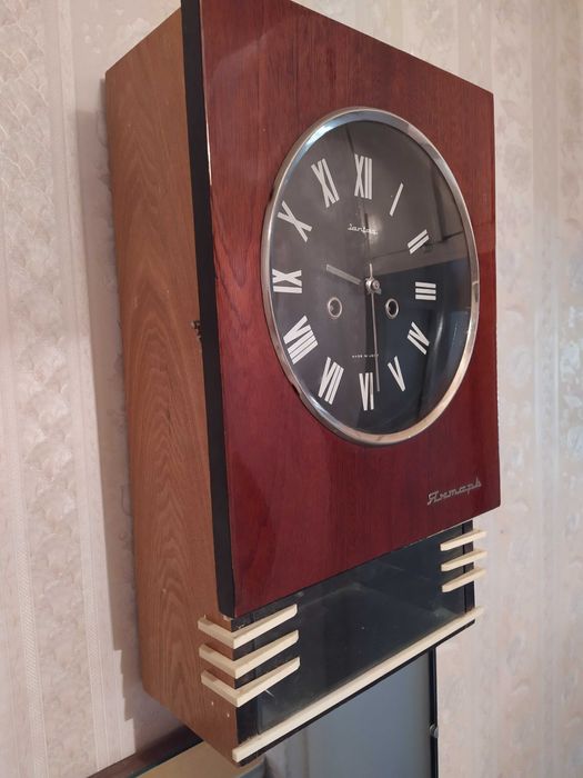 Часы настенные с боем