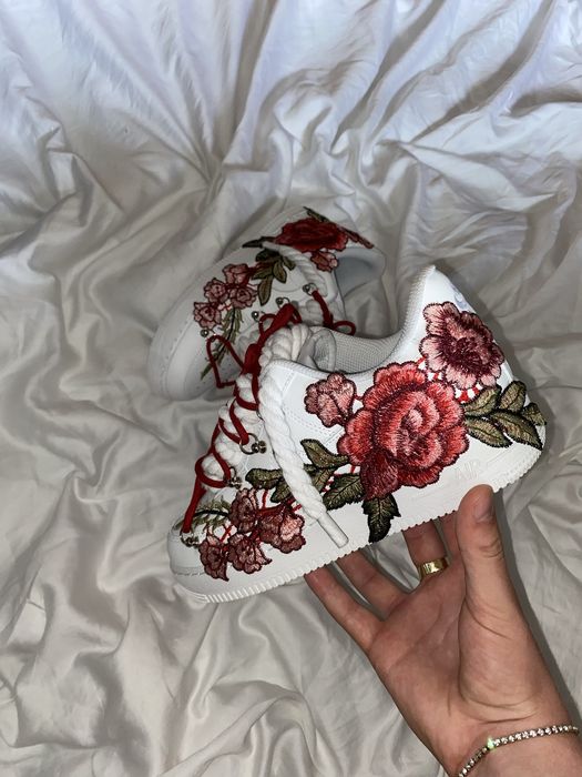 Air Force 1 Custom-Made Flowers