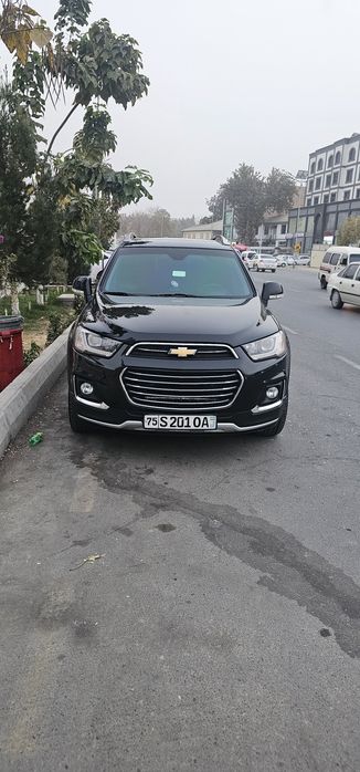 Captiva 4. 2013 saloni bilan hamma joyi dokumenti bilan captiva 4.