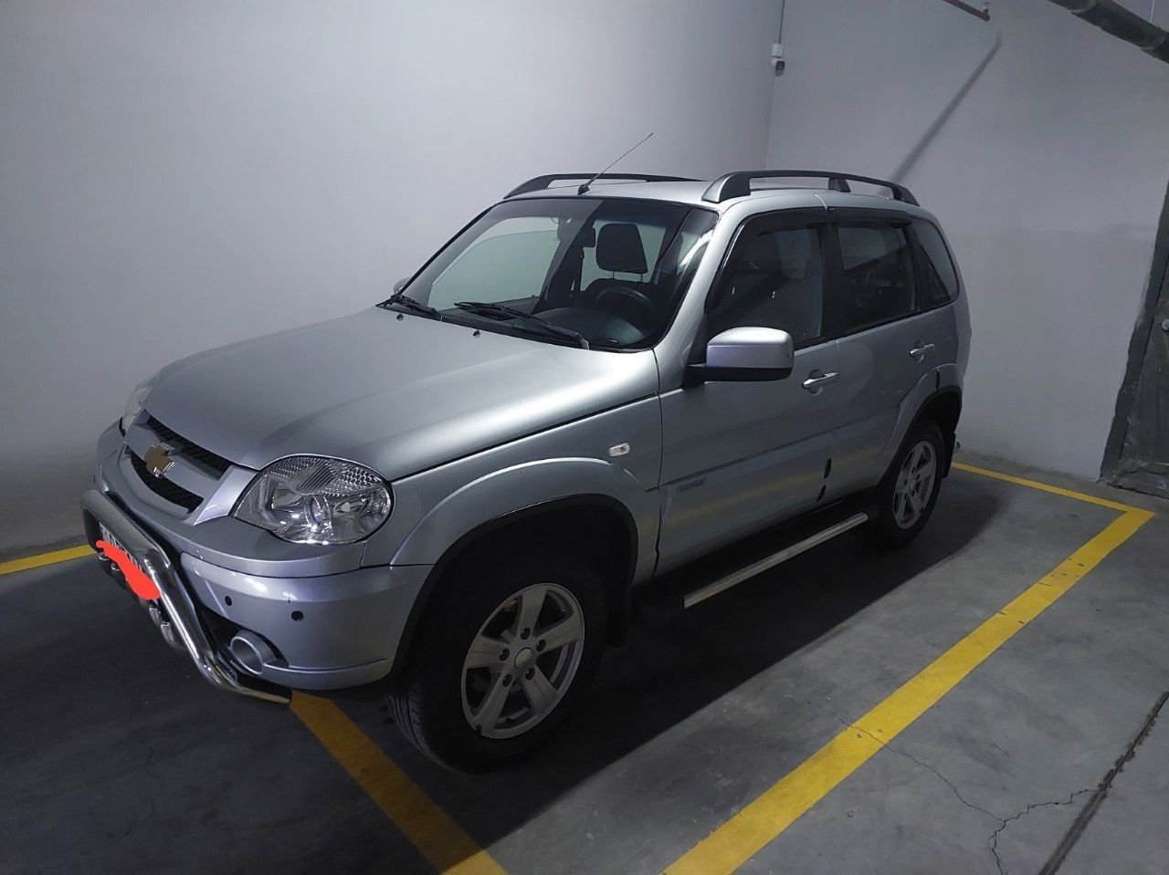 Chevrolet Niva 4x4 2015 года