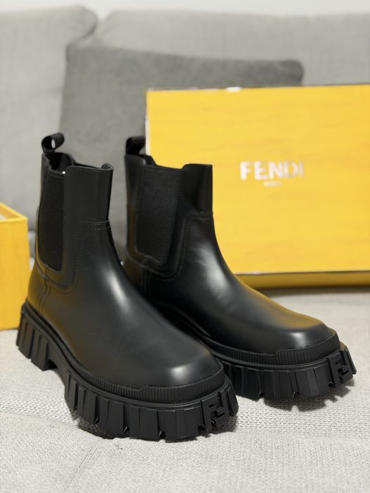Ghete chelsea FENDI
